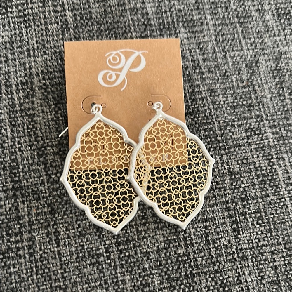 Plunder Elegant Gold and Silver Filigree Earrings